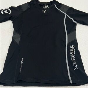 Virus Black Performance Short Sleeve compression Shirt , like new 10/10